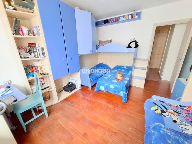 Appartamento di 3.5 locali con balcone e garage a Malnate (28)