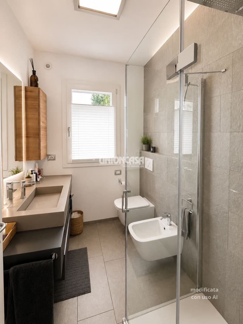 Villa Indipendente con Giardino a Concagno – 4 Locali, Moderna e Silenziosa (13)