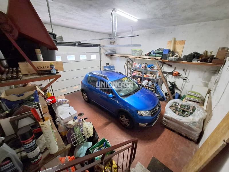 Casa Indipendente con Giardino e Garage a Bizzarone (27)