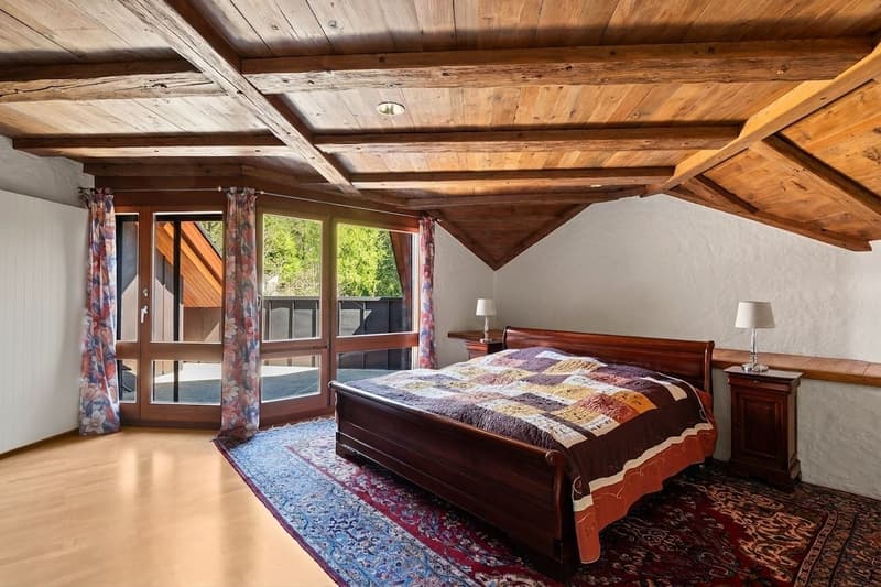 "Exklusive Villa mit Indoor-Pool und parkähnlicher Gartenanlage" (7)