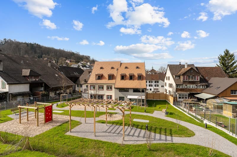 Das "Haus im Haus": 4,5-Zimmer-Wohnung mit Loggia und zusätzlichem Atelier ! A-1.1 (3)