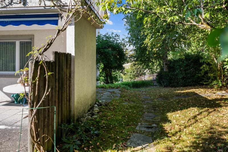 Einfamilienhaus mit charmantem Garten (14)