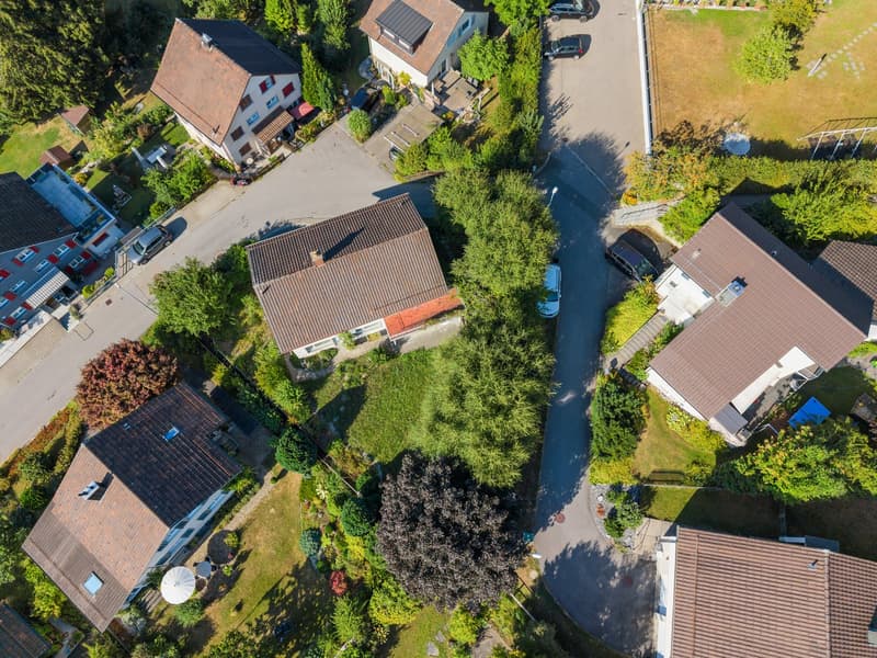 Einfamilienhaus mit charmantem Garten (15)