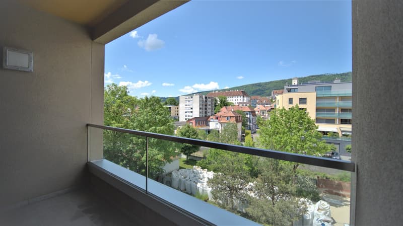 Spacieux 3.5 pièces lumineux – Centre-ville de Delémont (3)