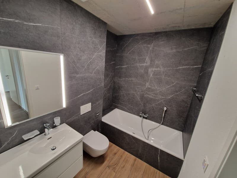 Magnifique 3.5 pièces neuf avec loggia à Delémont (6)