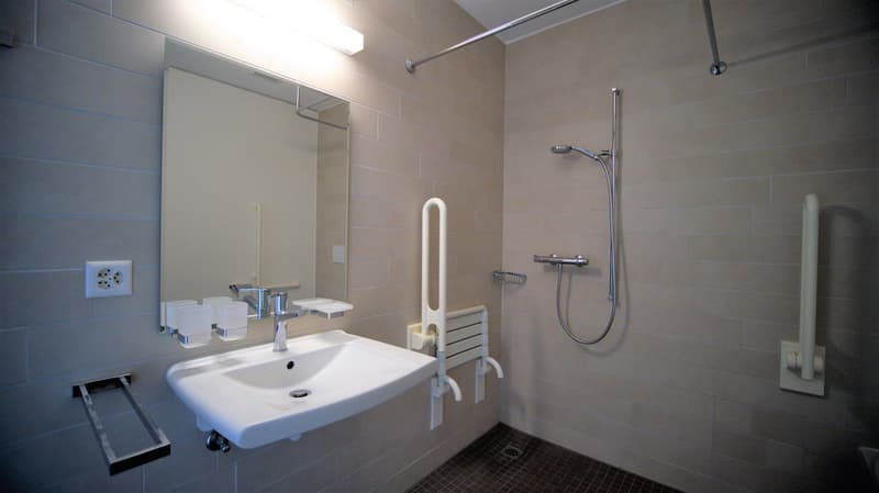 Appartement meublé moderne de 2.5 pièces à Delémont – disponible immédiatement (4)