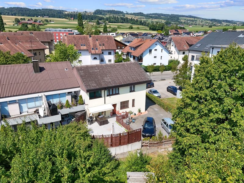 Doppeleinfamilienhaus mit 2 Wohnungen in Auw kaufen (13)