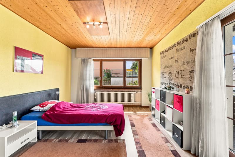 8.5-Zi.-Einfamilienhaus in Obfelden mit Aussicht & Einliegerwohnung potenzial (10)