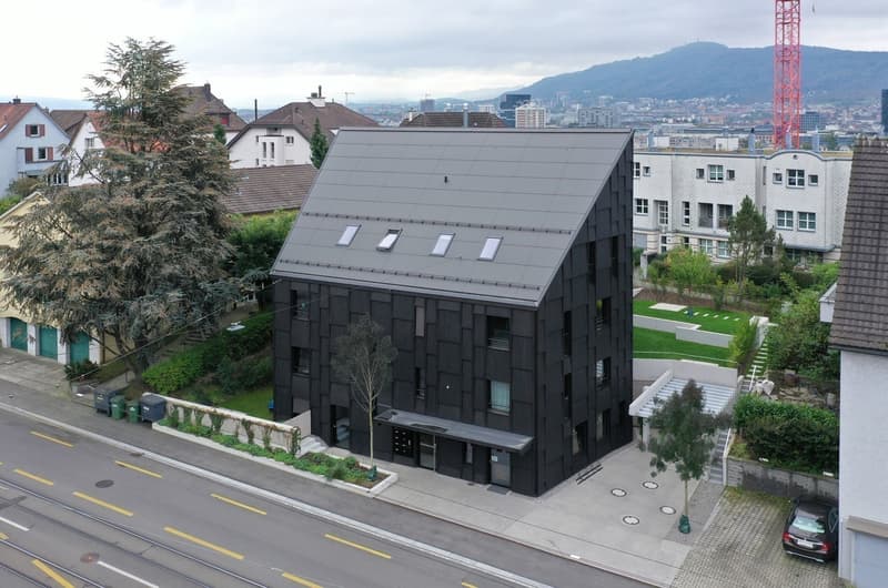 Gewerberaum in architektonisch eindrucksvoller Liegenschaft (1)