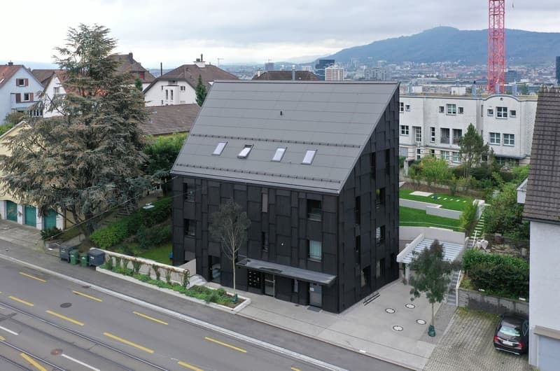 Gewerberaum in architektonisch eindrucksvoller Liegenschaft (1)
