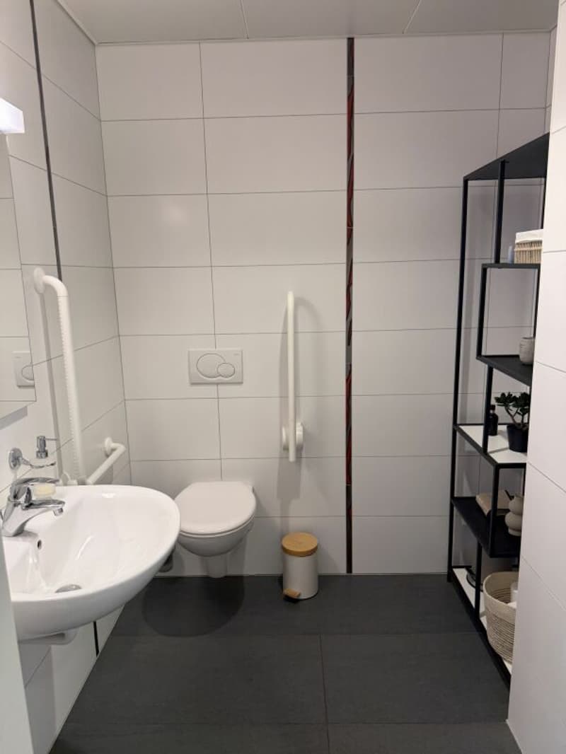 Magnifique bureau individuel au centre de Courrendlin (6)