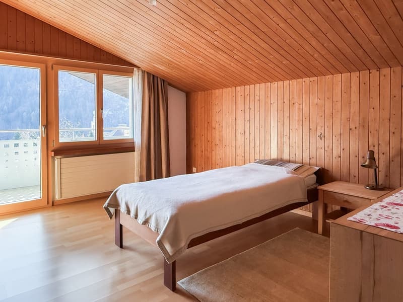 zentrale 2.5-Zimmerwohnung mit Weitblick (7)