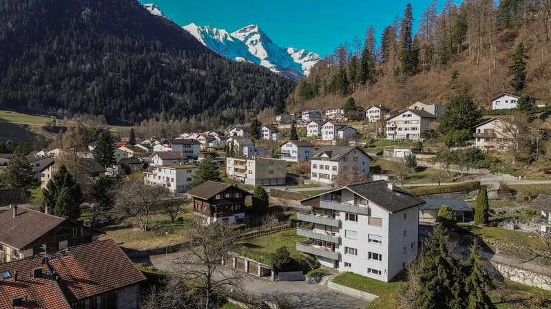 zentrale 2.5-Zimmerwohnung mit Weitblick (2)