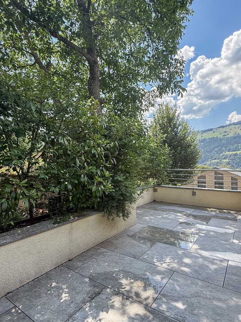 Moderne 4.5-Zimmer-Wohnung mit Bergblick in Rodels (12)
