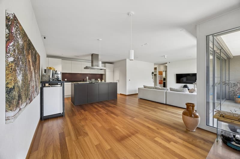 High-quality 3.5-room apartment with balcony in Rümlang for sale (6)