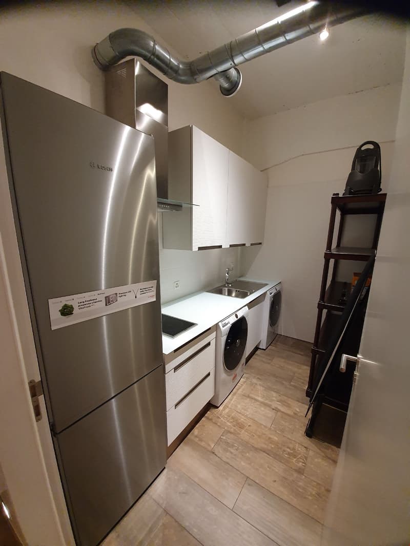 A vendre : Exceptionnel LOFT/Duplex de 365m2 aux Charmilles (14)