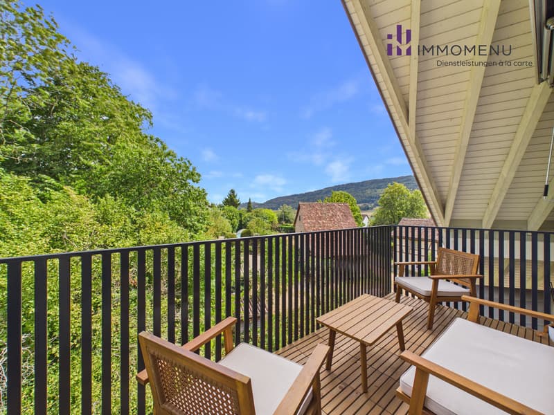 Moderne 2.5-Zimmer-Attikawohnung mit Weitsicht in Oberweningen (2)