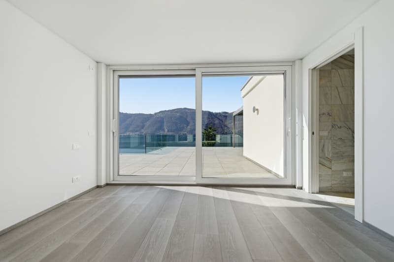 Residenza Ceresio 52: penthouse with a large panoramic terrace (8)