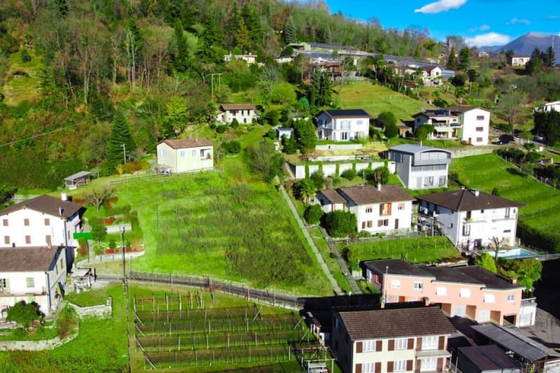 Terreno vista lago con progetto edilizio approvato (3)