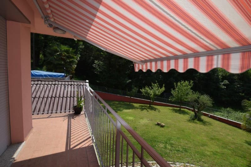 Casa con grande giardino e appartamento per ospiti (12)