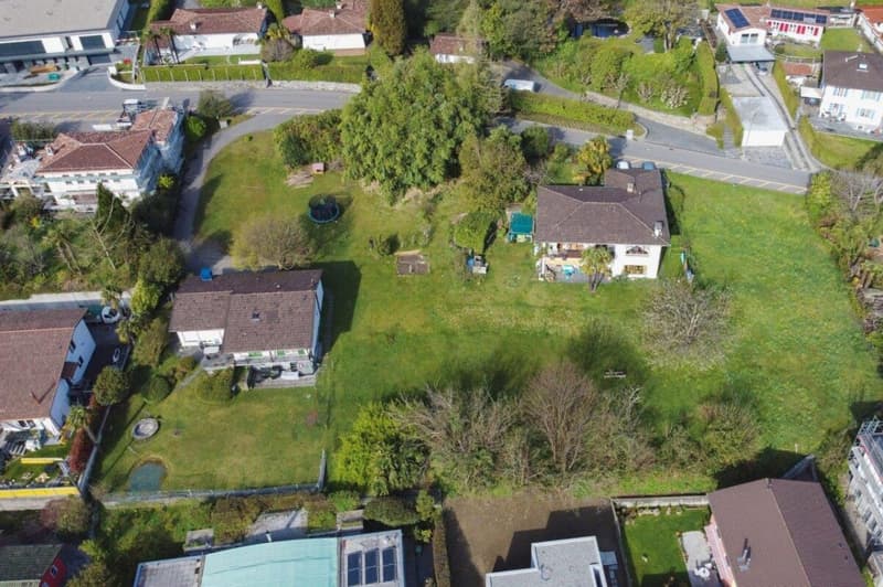 Large building land in a beautiful location (4)