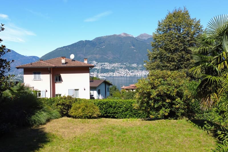 Caratteristica casa Ticinese con grande terreno (5)