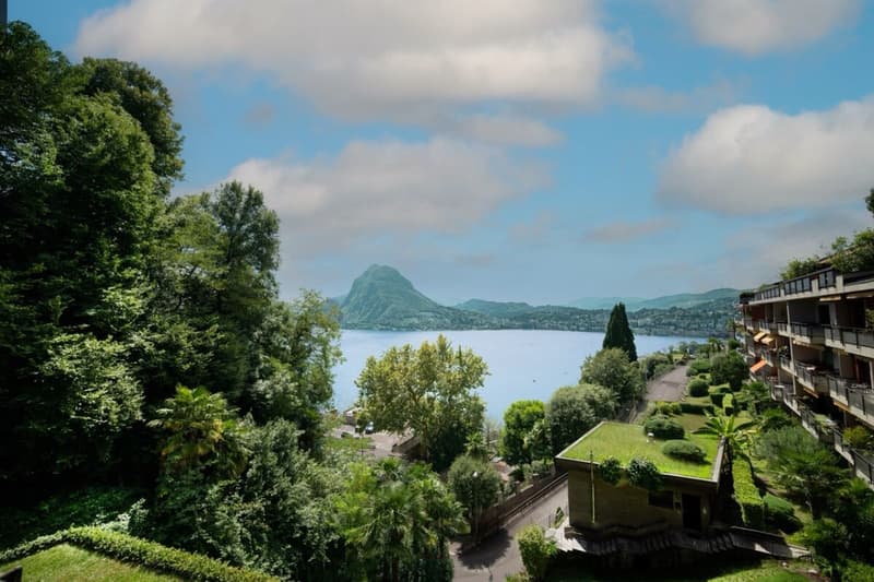 Traumhafter Seeblick, umgeben von ruhigem Grün (1)