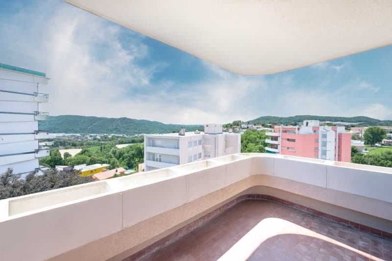 Appartement confortable avec deux balcons et parking couvert (8)