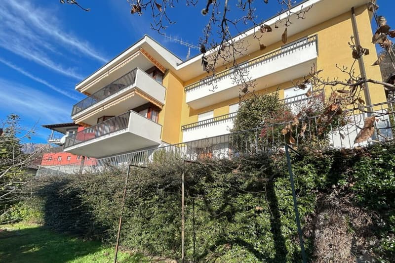 Mehrfamilienhaus mit 3 Wohnungen, Grundstück und traumhafter Weitsicht (3)