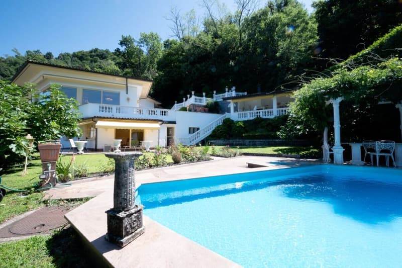 Eine Villa wie keine andere – Eleganz, Privatsphäre und unvergleichliche Aussicht! (2)