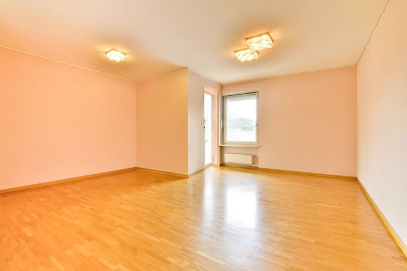 Renommierte Wohnung in Wohngegend (3)