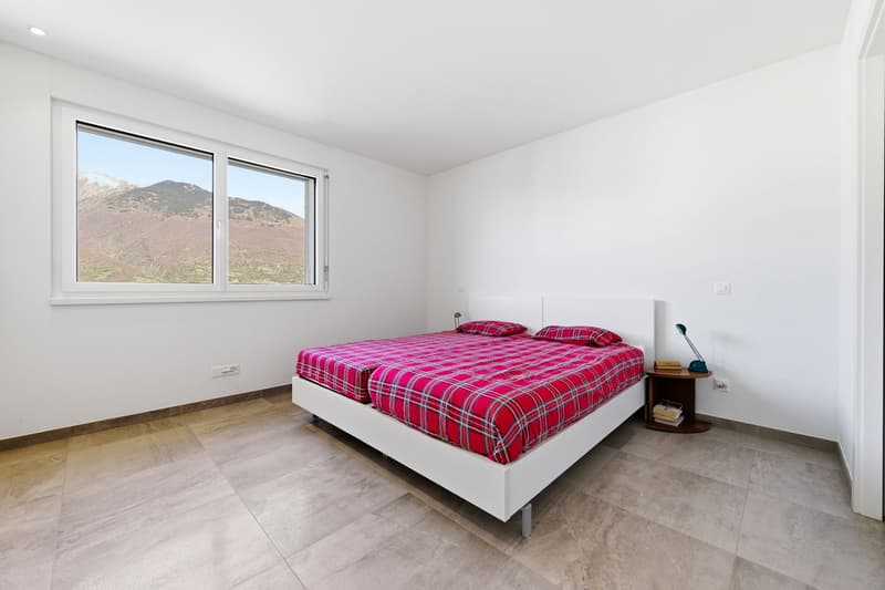 Wunderschönes Zweifamilienhaus mit Panoramablick und Garten (10)