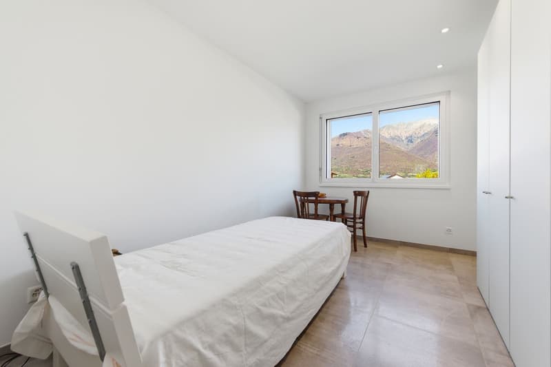 Wunderschönes Zweifamilienhaus mit Panoramablick und Garten (12)