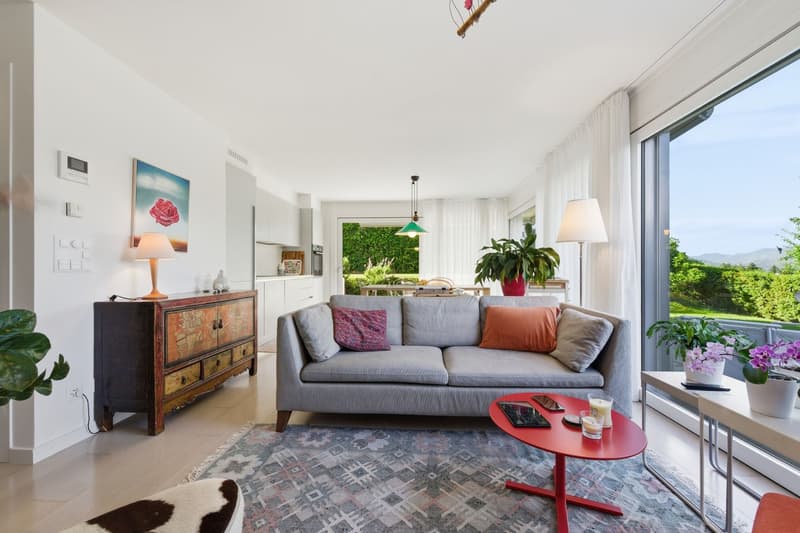 Modern and welcoming with a spacious private garden. (5)