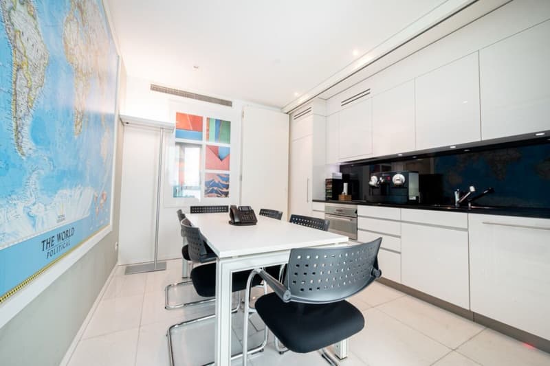 Prestigious lake-view office within Palazzo Mantegazza (3)