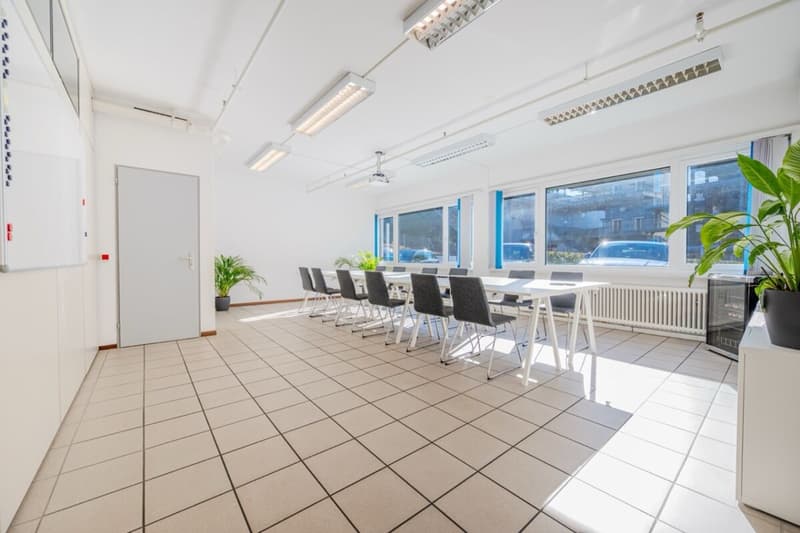 Espace commercial modulaire et divisible spacieux (10)