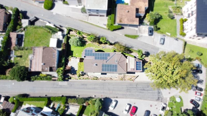 Sonniges Haus mit großem Potenzial (9)