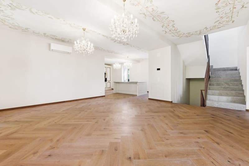 Lussuosa villa in quartiere residenziale, a due passi dalla città (9)