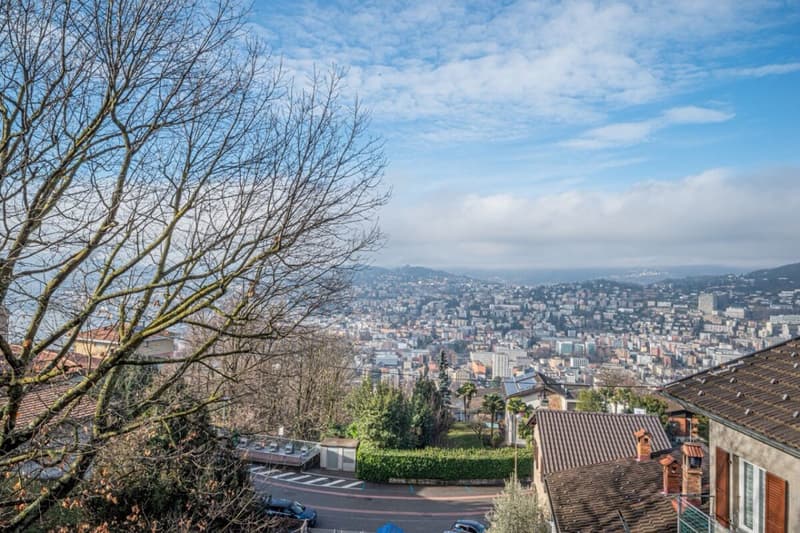 Casa bifamiliare con vista aperta (17)
