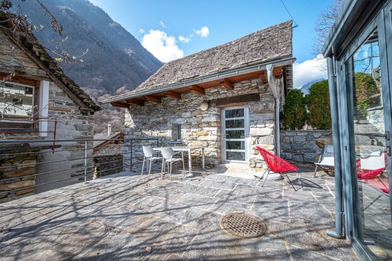 Steinrustico im Loftstil im Herzen des Verzascatals (1)