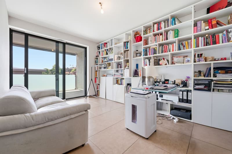 Penthouse mit großzügiger Terrasse, nur wenige Schritte vom Zentrum von Lugano entfernt. (10)