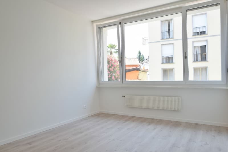 Bright renovated 2.5-room apartment for rent (7)