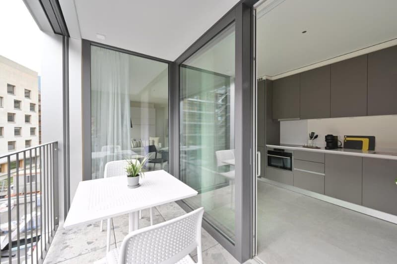 Bright, fully furnished studio apartments (6)