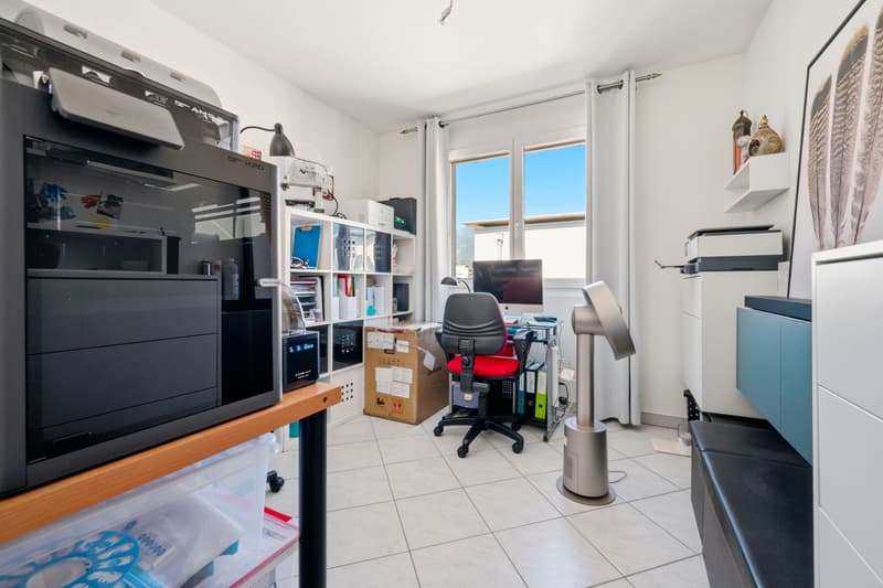5.5-Zimmer-Wohnung mit Blick ins Grüne (11)