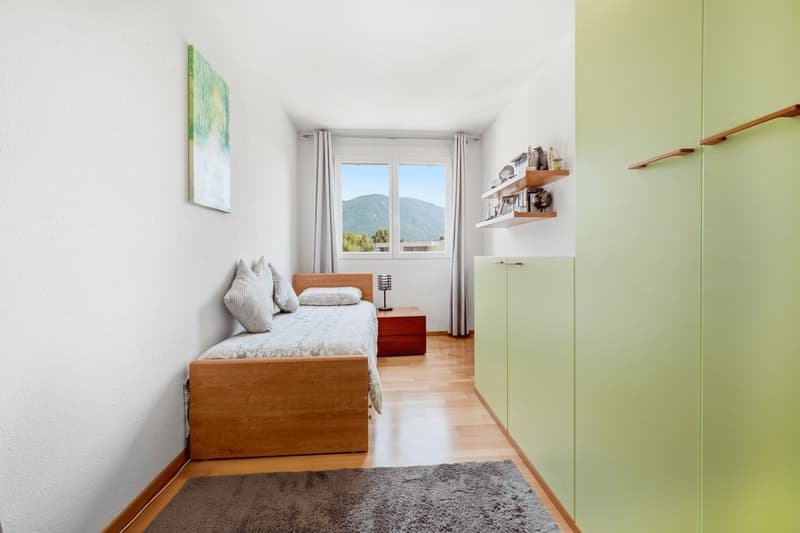 5.5-Zimmer-Wohnung mit Blick ins Grüne (9)