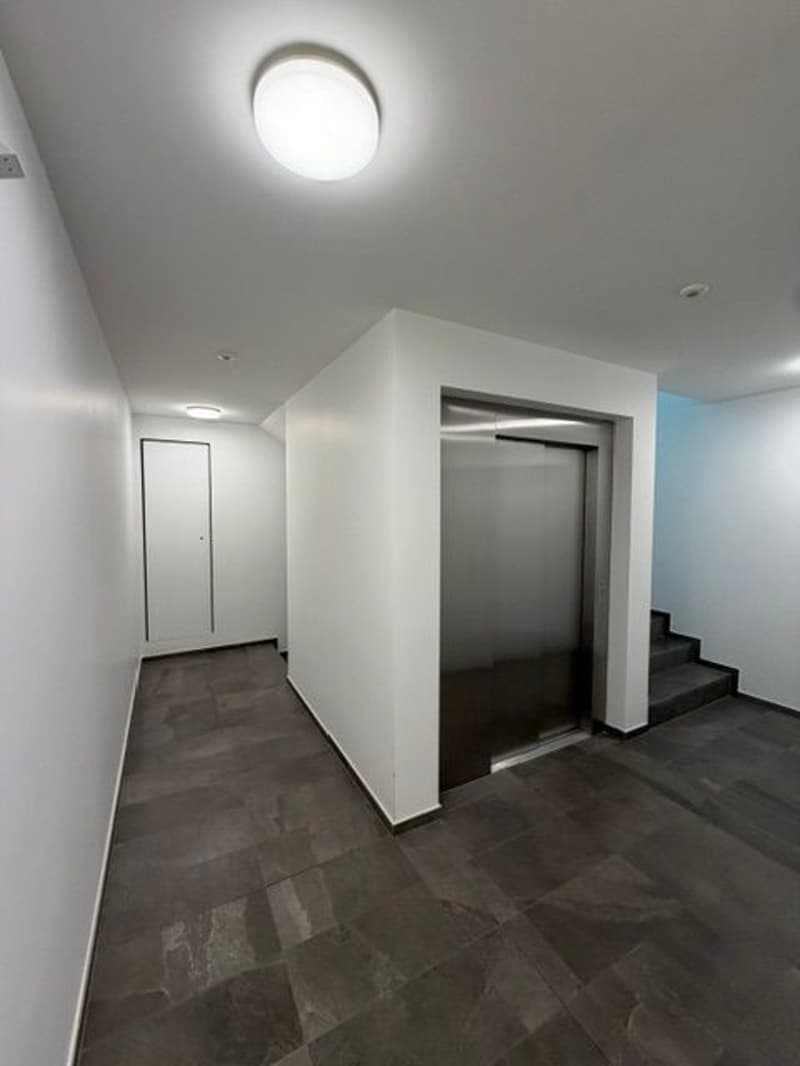 Zentral, ruhig und komfortabel – Exklusive 2.5-Zimmer-Wohnung (11)