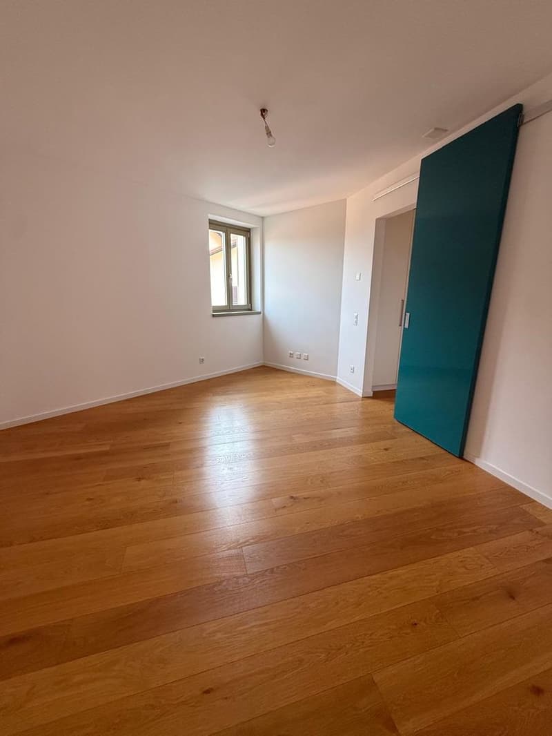 Zentral, ruhig und komfortabel – Exklusive 2.5-Zimmer-Wohnung (8)