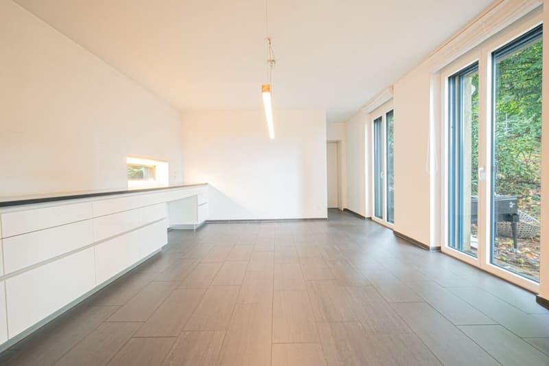 Exclusive Single House with Garden (Copy) (7)