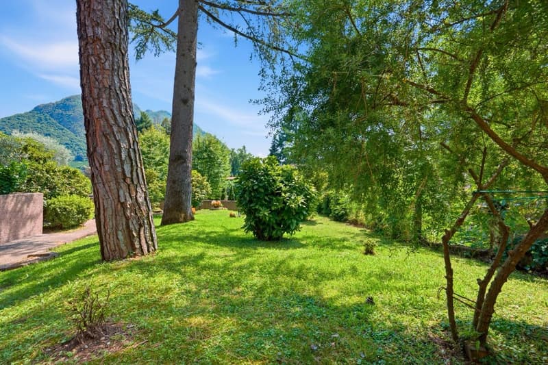 Elegante dreistöckige Residenz mit privatem Garten in der Nähe der Villa Principe Leopoldo (20)
