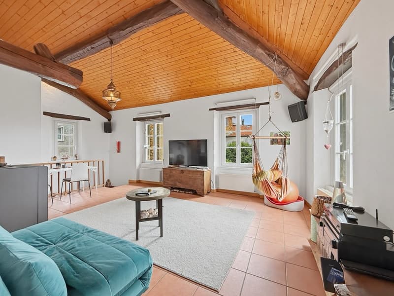 Charming Semi-Furnished Village House with Garden for Rent in the Heart of Fescoggia (1)